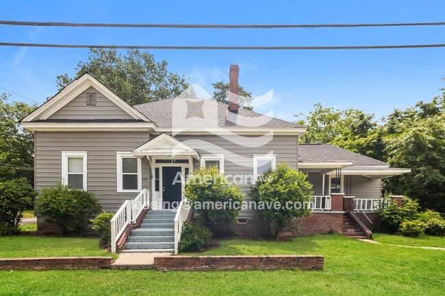 property at 2116 Pinehurst Rd