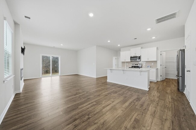 1131 37th Ave Lane NE in Hickory, NC - Building Photo - Building Photo