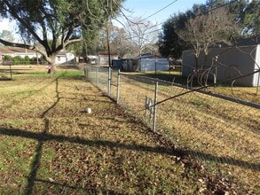 1519 Tobola St in Rosenberg, TX - Building Photo - Building Photo