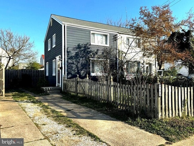 property at 5411 8th Pl S