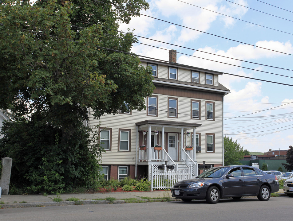 3-9 Congress St in Milford, MA - Building Photo