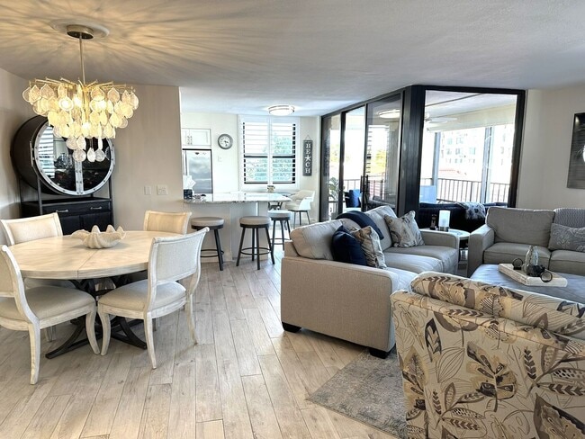 property at 6291 Bahia Del Mar Cir