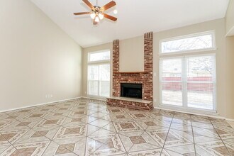 2729 Forest Creek Dr in Fort Worth, TX - Building Photo - Building Photo