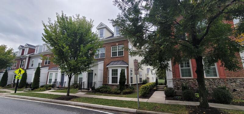 5757 Richards Valley Rd in Ellicott City, MD - Building Photo