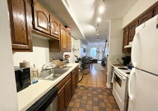 59 Hemenway St, Unit 1 in Boston, MA - Foto de edificio - Building Photo