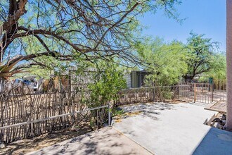 1926 N Fremont Ave in Tucson, AZ - Building Photo - Building Photo