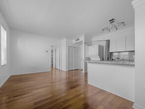 1027 Pennsylvania Ave in Miami Beach, FL - Building Photo - Building Photo