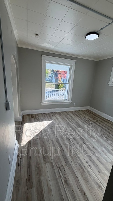property at 426 Arden Pl