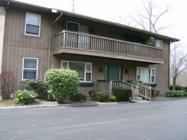 1770 State Road 46 in Nashville, IN - Foto de edificio