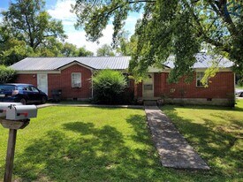 205 E 13th St in Cookeville, TN - Building Photo