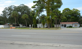 Wayside Glen Mobile Home Park Apartments