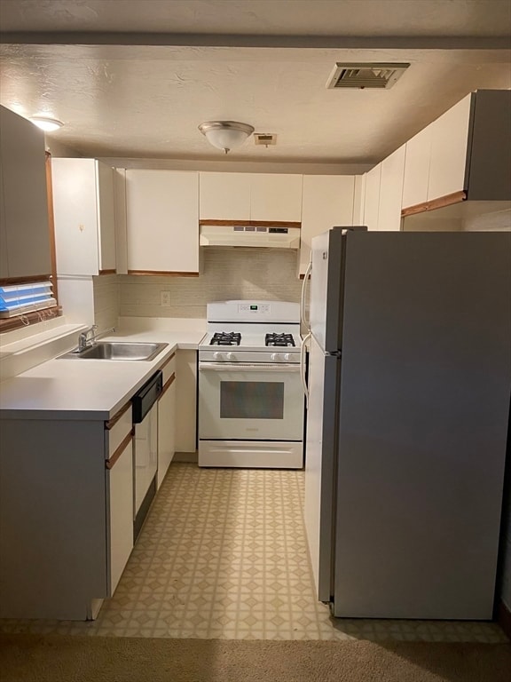 6 Bristol St in Mansfield, MA - Building Photo - Building Photo