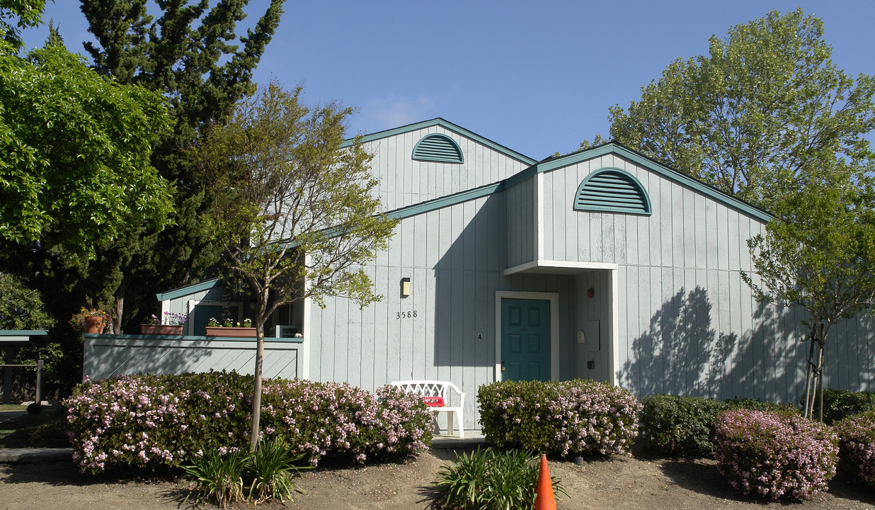 3588 Silver Oaks Way in Livermore, CA - Building Photo