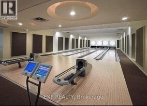 3888 Duke of York Blvd in Mississauga, ON - Building Photo - Building Photo