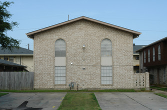 1240 Lake Ave in Metairie, LA - Building Photo - Building Photo