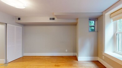2032 16th St NW in Washington, DC - Building Photo - Building Photo