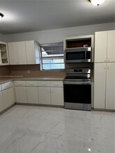 3220 SW 4th St in Miami, FL - Building Photo - Building Photo