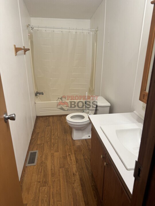 4535 Ross Rd in Gary, IN - Building Photo