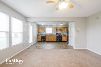 7919 Hydrangea Ct in Indianapolis, IN - Building Photo - Building Photo