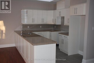 425 Queen St E in Toronto, ON - Building Photo - Building Photo