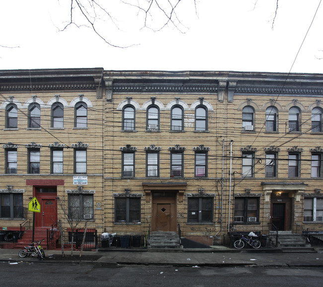 414 Suydam St in Brooklyn, NY - Building Photo - Building Photo