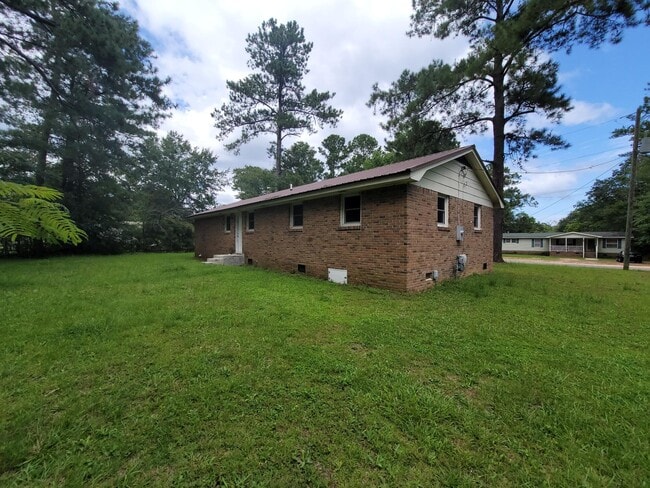 25 Orangeburg Dr in Wagener, SC - Building Photo - Building Photo