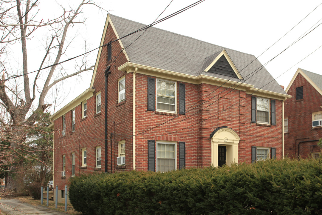 117 Fairfax Ave in Louisville, KY - Foto de edificio