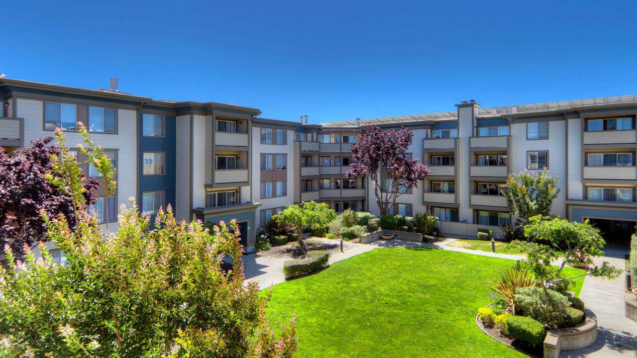 Artistry Emeryville in Emeryville, CA - Foto de edificio