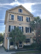 216 Ashley Ave in Charleston, SC - Foto de edificio - Building Photo