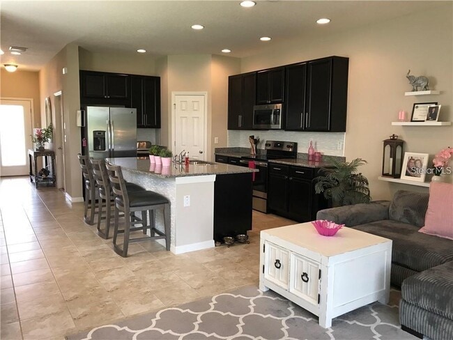 6911 Woodchase Glen Dr in Riverview, FL - Building Photo - Building Photo