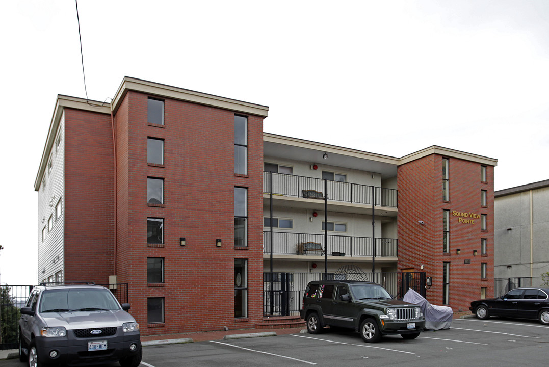 Sound View Pointe in Seattle, WA - Building Photo