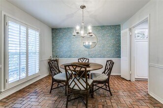 7758 Dentcrest Dr in Dallas, TX - Building Photo - Building Photo