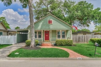711 Granberry St in Humble, TX - Building Photo - Building Photo