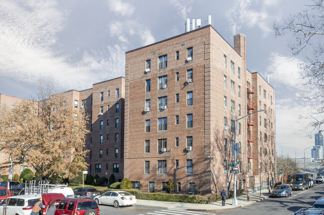 2675 E 7th St in Brooklyn, NY - Building Photo - Building Photo