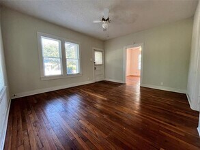 1001 Panhandle St in Denton, TX - Building Photo - Building Photo
