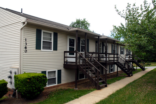 Plaza Apartments in York, PA - Building Photo - Building Photo