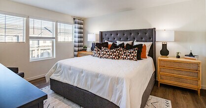 The Meadows at Tutt Village Townhomes in Colorado Springs, CO - Building Photo - Building Photo