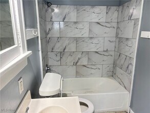 3392 W 54th St in Cleveland, OH - Building Photo - Building Photo