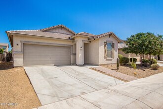 10250 W Townley Ave in Peoria, AZ - Building Photo - Building Photo