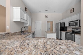 5920 Ashton Woods Cir in Milton, FL - Building Photo - Building Photo