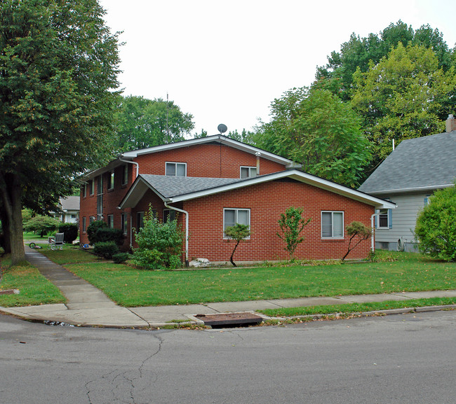 2803 Lansing Dr in Dayton, OH - Building Photo - Building Photo