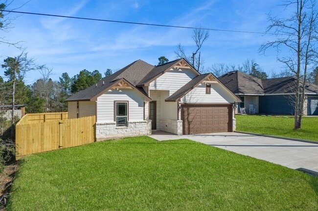 3027 Apache in Willis, TX - Building Photo - Building Photo