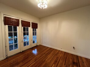 523 S Coronado St in Los Angeles, CA - Building Photo - Building Photo