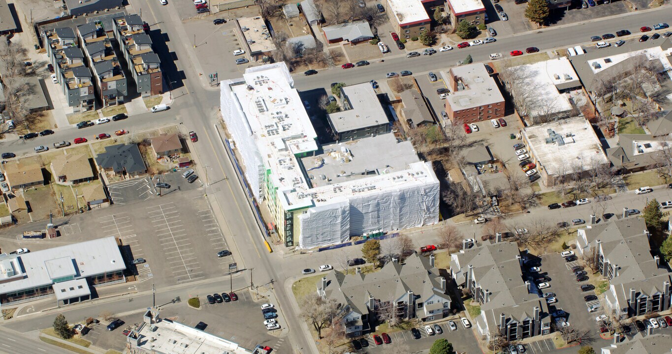 Noble Old Hampden in Englewood, CO - Building Photo