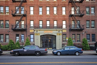 2516 Bedford Ave in Brooklyn, NY - Foto de edificio - Building Photo