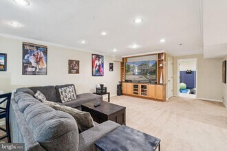 47660 Pennrun Way in Sterling, VA - Building Photo - Building Photo