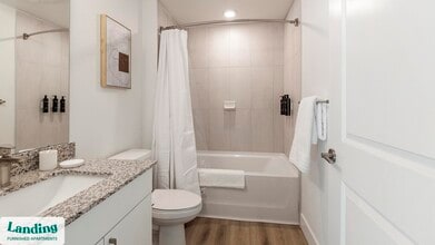 10670 Jake Jabs Blvd, Unit 4211 in Longmont, CO - Foto de edificio - Building Photo