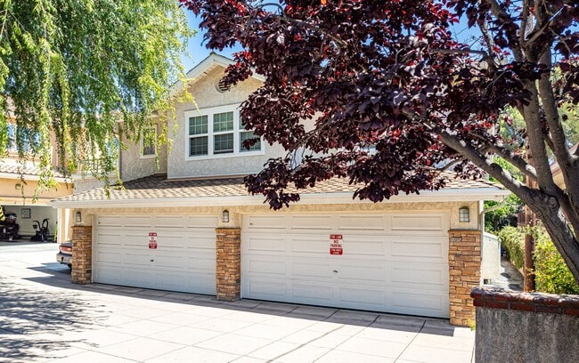 5302 Colodny Ave in Agoura Hills, CA - Building Photo - Building Photo