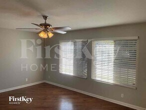 235 N 22nd Pl in Mesa, AZ - Building Photo - Building Photo