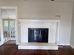 119 Woodlawn Dr NE in Marietta, GA - Building Photo - Building Photo